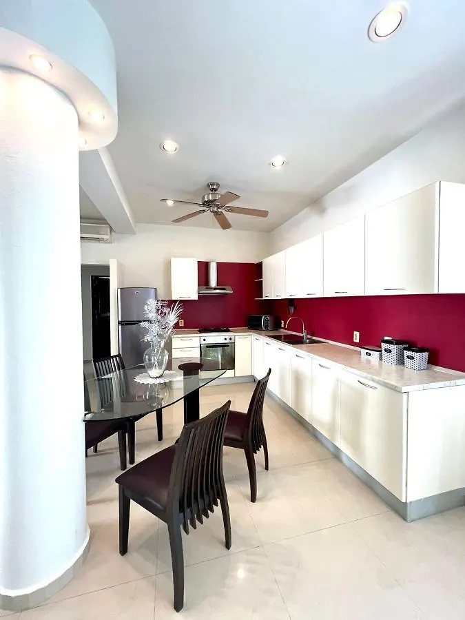 Espacioso Departamento A Unos Metros De Playa Mamitas Y De La Famosa 5Ta Av Playa del Carmen 0*,  Mexiko